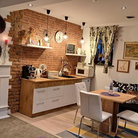 Apartament Lavender 옐레니아구라 외부 사진