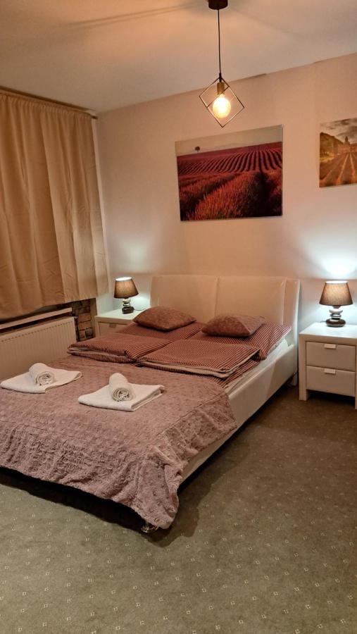 Apartament Lavender 옐레니아구라 외부 사진